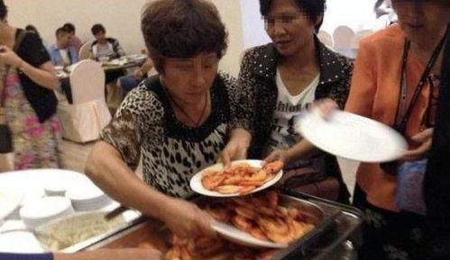 模仿大妈吃瓜视频大全免费观看,免费观看,笑料横生,欢乐无限 第3张 模仿大妈吃瓜视频大全免费观看,免费观看,笑料横生,欢乐无限 第3张