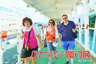 游客爆料厦门新闻事件,惊现景区不文明现象，引发网友热议