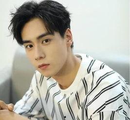 今日娱乐爆料胡一天,神秘女友身份引网友热议  第3张