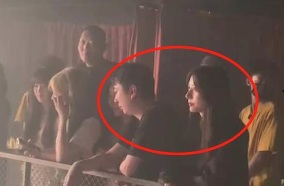 吃瓜网红张子凡图片大全,图片大全带你领略瓜界风云 第3张 吃瓜网红张子凡图片大全,图片大全带你领略瓜界风云 第3张