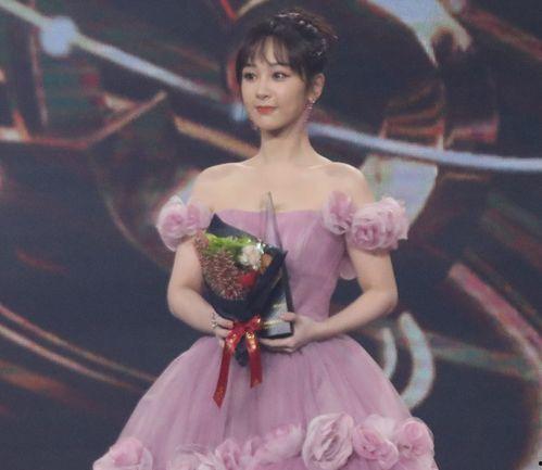 杨紫走红毯最新爆料