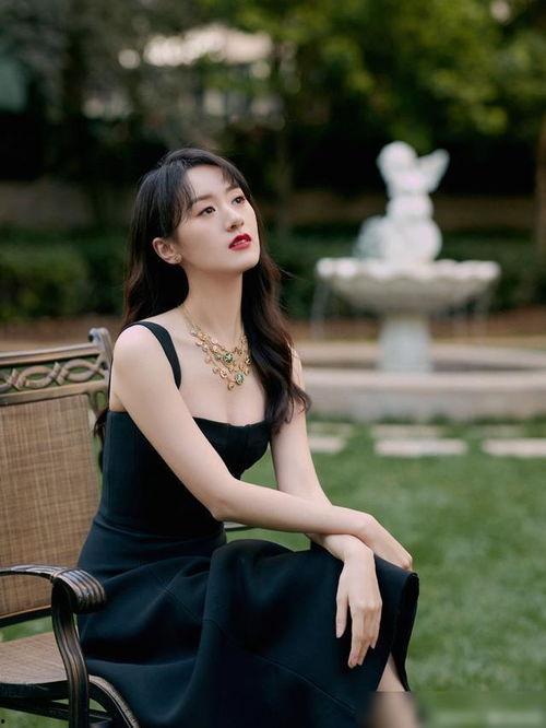 丫头袁冰妍爆料视频播放,揭秘幕后故事与精彩瞬间